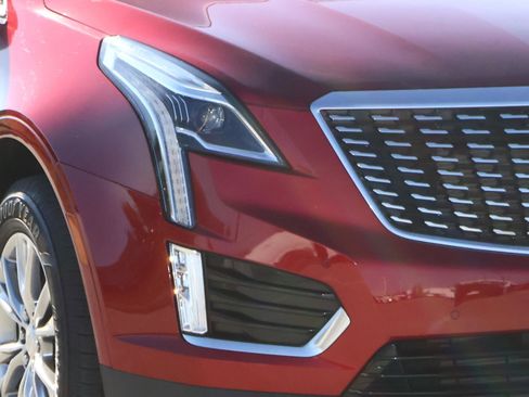 Certified 2021 Cadillac XT5 Premium Luxury image 9