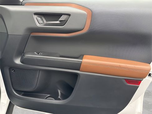 Used 2024 Ford Bronco Sport Badlands w/ Premium Package image 9