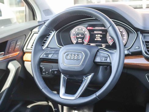 Certified 2023 Audi Q5 2.0T Premium Plus w/ Premium Plus Package AWD/4WD image 17