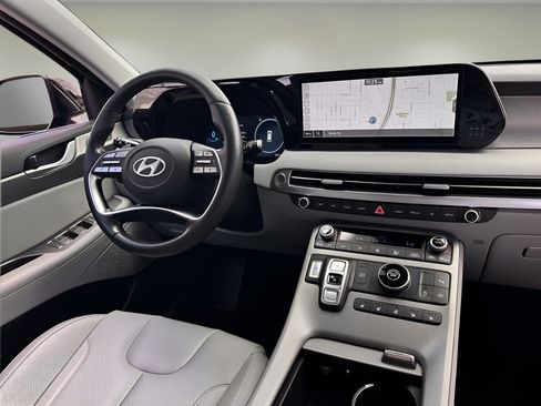 Used 2024 Hyundai Palisade SEL FWD image 7
