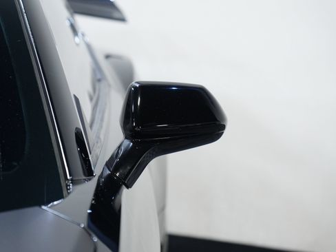 Used 2020 Chevrolet Camaro ZL1 RWD image 11