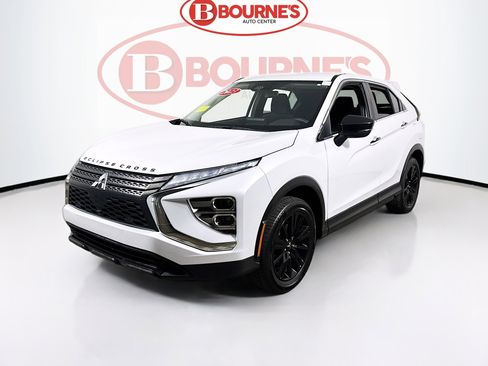Used 2023 Mitsubishi Eclipse Cross LE image 5