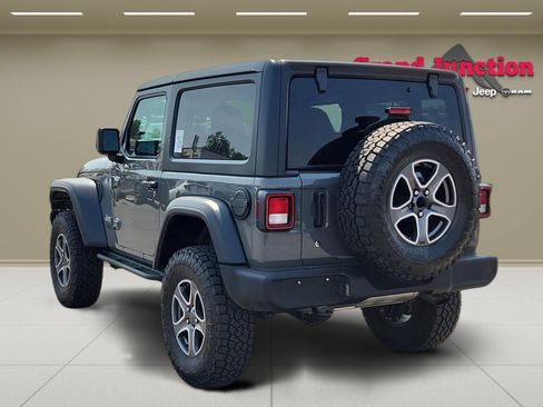 Used 2020 Jeep Wrangler Sport AWD/4WD image 5