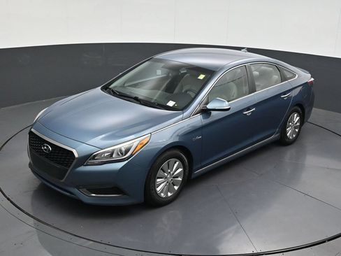 Used 2016 Hyundai Sonata SE FWD image 16