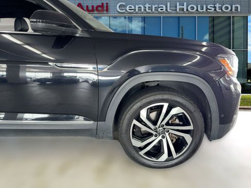 Used 2020 Volkswagen Atlas Cross Sport SEL Premium image 12