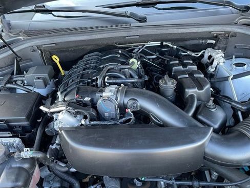 Used 2023 Dodge Durango SXT w/ SXT Blacktop Group AWD/4WD image 30