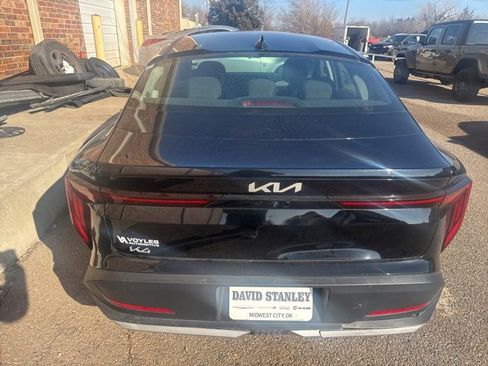 Used 2025 Kia K4 LXS image 4