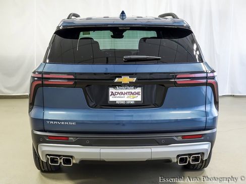 New 2026 Chevrolet Traverse LT w/ Driver Confidence Package image 6
