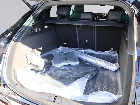 New 2025 Maserati Grecale Modena image 17