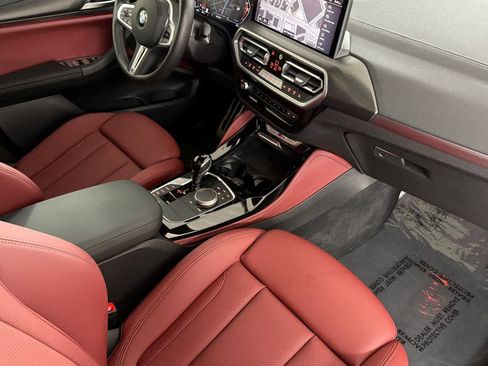 Used 2025 BMW X4 M40i image 16