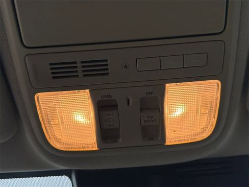 Used 2018 Honda CR-V EX-L image 29