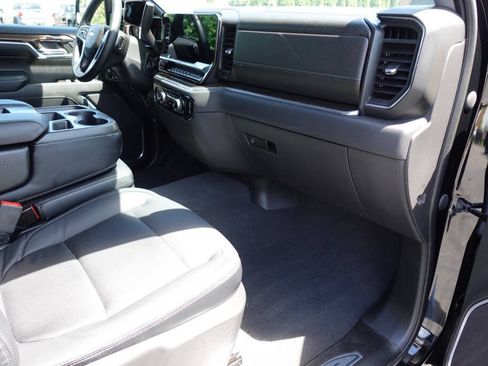 Used 2023 Chevrolet Silverado 1500 LT AWD/4WD image 34