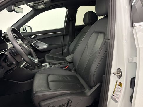 Used 2025 Audi Q3 2.0T Premium AWD/4WD image 5