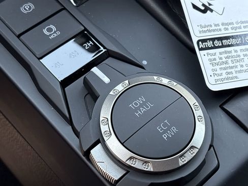 Used 2026 Toyota Tacoma SR5 image 24