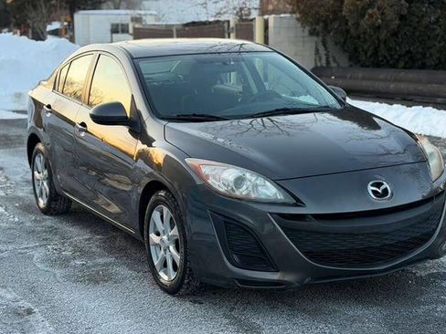 Used 2010 MAZDA MAZDA3 i Touring image 9