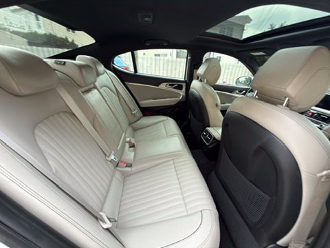 Used 2022 Genesis G70 3.3T w/ Sport Advanced Package AWD/4WD image 20