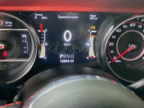 Used 2020 Jeep Gladiator Rubicon AWD/4WD image 12
