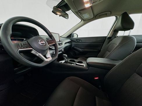 Used 2026 Nissan Altima 2.5 SV FWD image 20