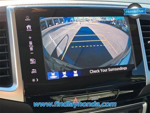 Certified 2018 Honda Pilot Touring image 32