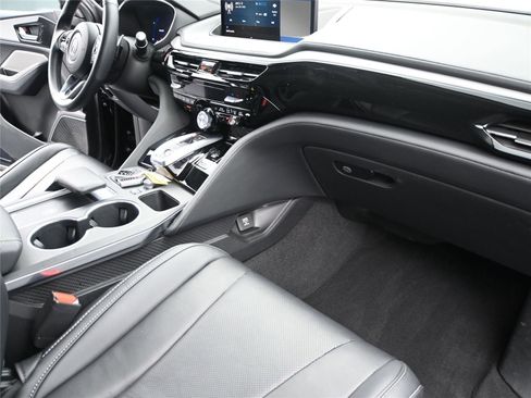 Used 2023 Acura MDX SH-AWD w/ Technology Package image 19