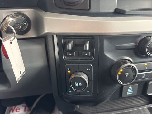 Certified 2023 Ford F250 XL w/ STX Appearance Package AWD/4WD image 38