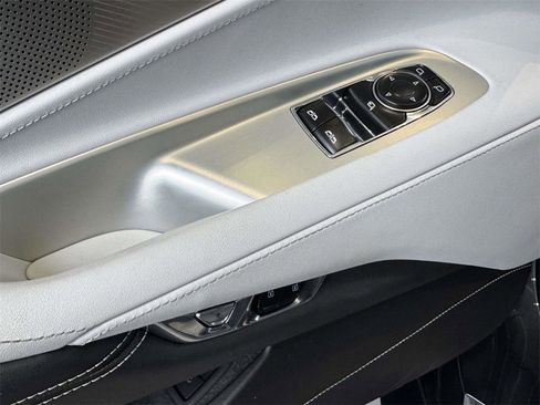 Used 2021 Chevrolet Corvette Stingray Preferred Cpe w/ Z51 Performance Package image 19