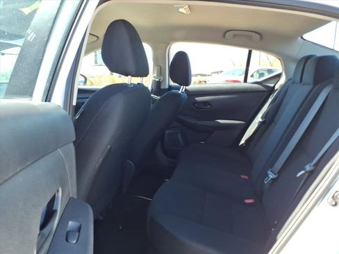 Used 2024 Nissan Sentra S image 10