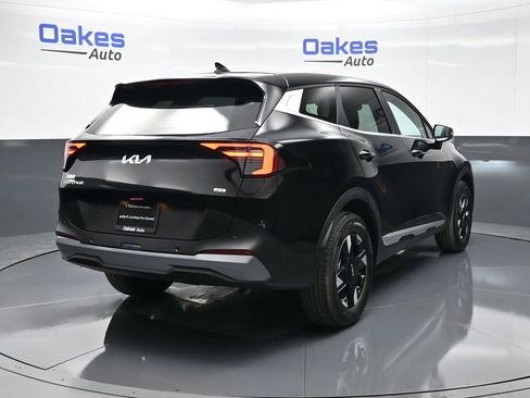 Certified 2026 Kia Sportage LX w/ LX Convenience Package image 8