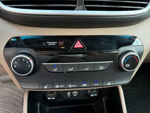 Used 2019 Hyundai Tucson Value FWD image 25