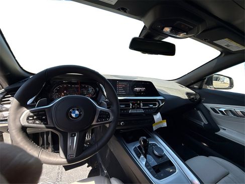 New 2026 BMW Z4 M40i w/ Premium Package image 28