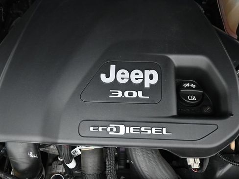 Used 2022 Jeep Wrangler Unlimited Sport AWD/4WD image 45