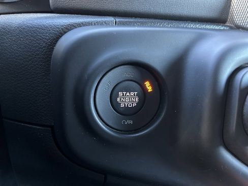 Used 2021 Jeep Wrangler Unlimited Rubicon 4xe w/ Steel Bumper Group image 36