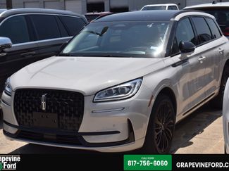 Used 2023 Lincoln Corsair Reserve w/ Equipment Group 202A AWD/4WD video 1