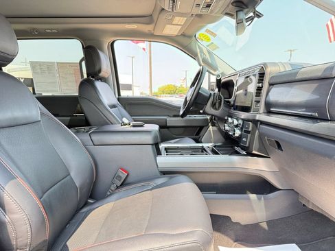 Used 2023 Ford F250 Lariat w/ Lariat Ultimate Package AWD/4WD image 44