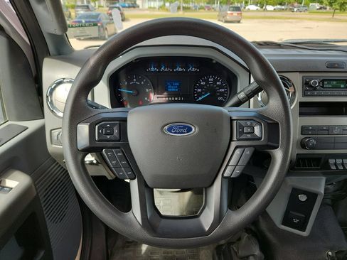 Used 2023 Ford F650 2WD Regular Cab Super Duty image 12