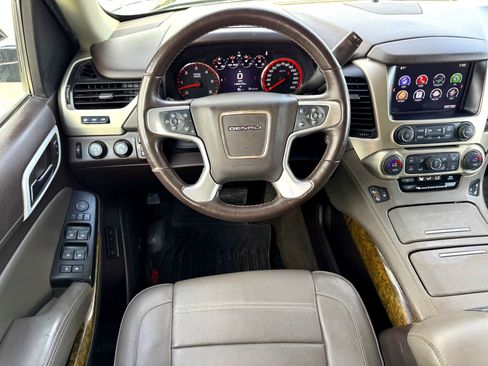 Used 2016 GMC Yukon Denali w/ Open Road Package image 28