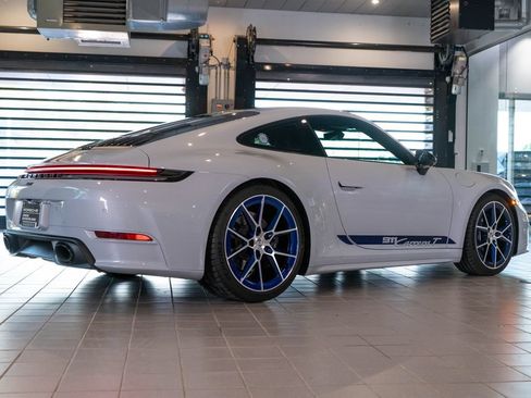Certified 2026 Porsche 911 Carrera T RWD image 10