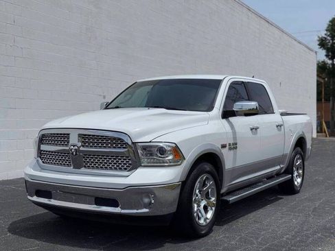 Used 2016 RAM 1500 Laramie RWD image 2