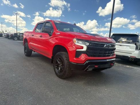 Used 2024 Chevrolet Silverado 1500 LT Trail Boss w/ Convenience Package II AWD/4WD image 1