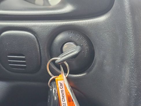 Used 2002 Chevrolet Corvette Convertible w/ Preferred Equipment Group2 image 25