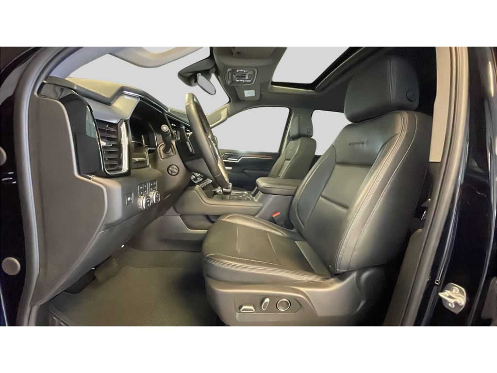 Used 2025 GMC Sierra 1500 Denali w/ Technology Package AWD/4WD image 12