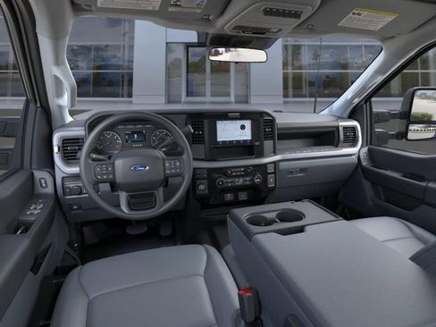 New 2026 Ford F250 XL RWD image 9