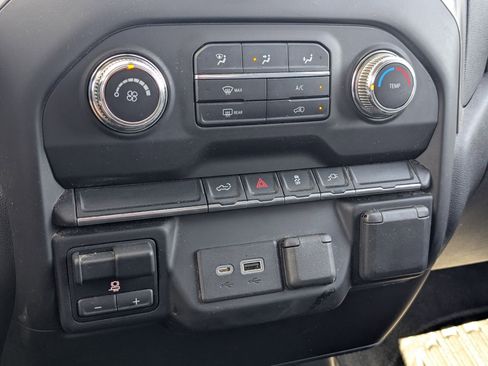 Used 2022 GMC Sierra 2500 Pro w/ Convenience Package image 23