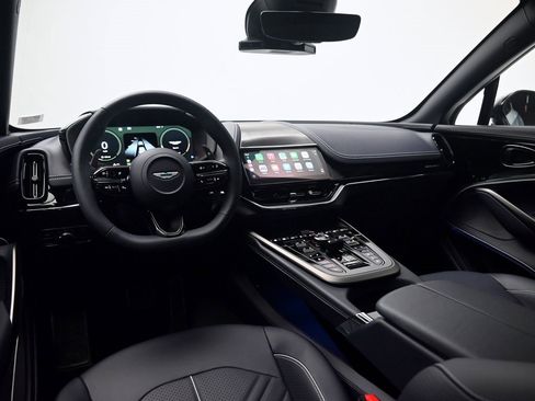 Used 2026 Aston Martin DBX S image 17