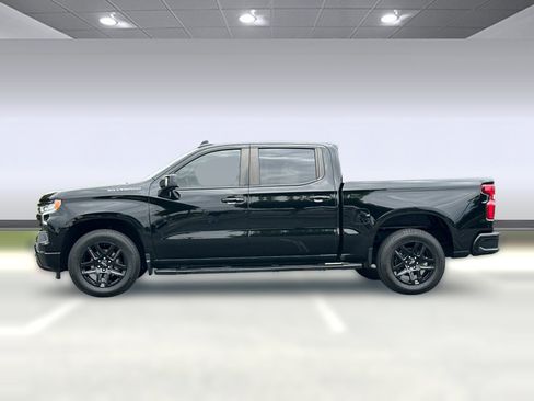 Used 2024 Chevrolet Silverado 1500 RST w/ Convenience Package II RWD image 2