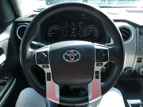 Used 2018 Toyota Tundra Limited AWD/4WD image 35