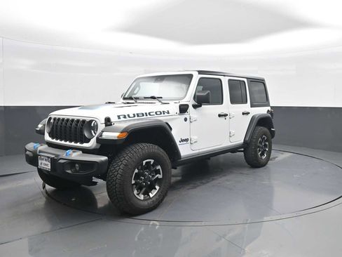 Used 2024 Jeep Wrangler Unlimited Rubicon 4xe AWD/4WD image 4