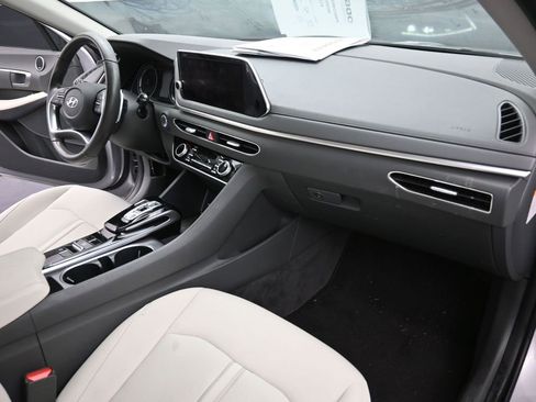 Used 2023 Hyundai Sonata SEL image 16