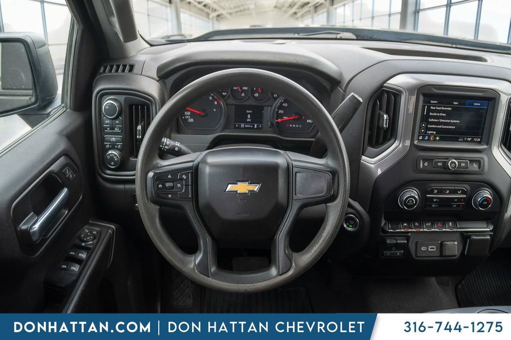 Used 2024 Chevrolet Silverado 1500 Custom AWD/4WD image 5