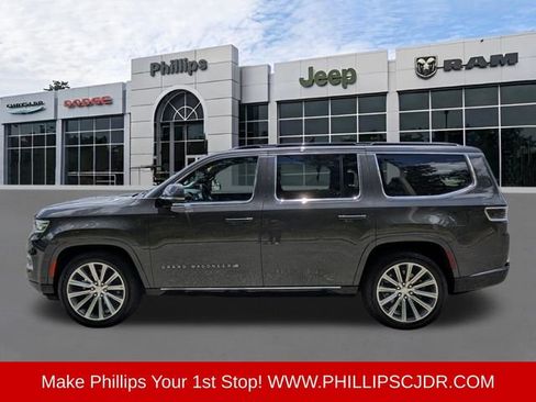 Used 2022 Jeep Grand Wagoneer Series I AWD/4WD image 6